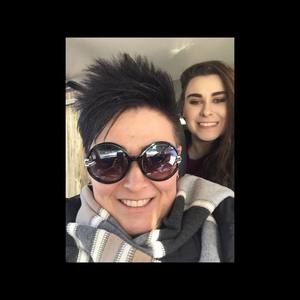 Meet your Posher, Kelly